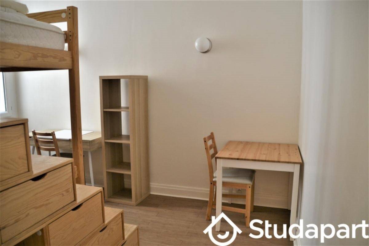 Appartement à louer, 19m², Paris 14ème