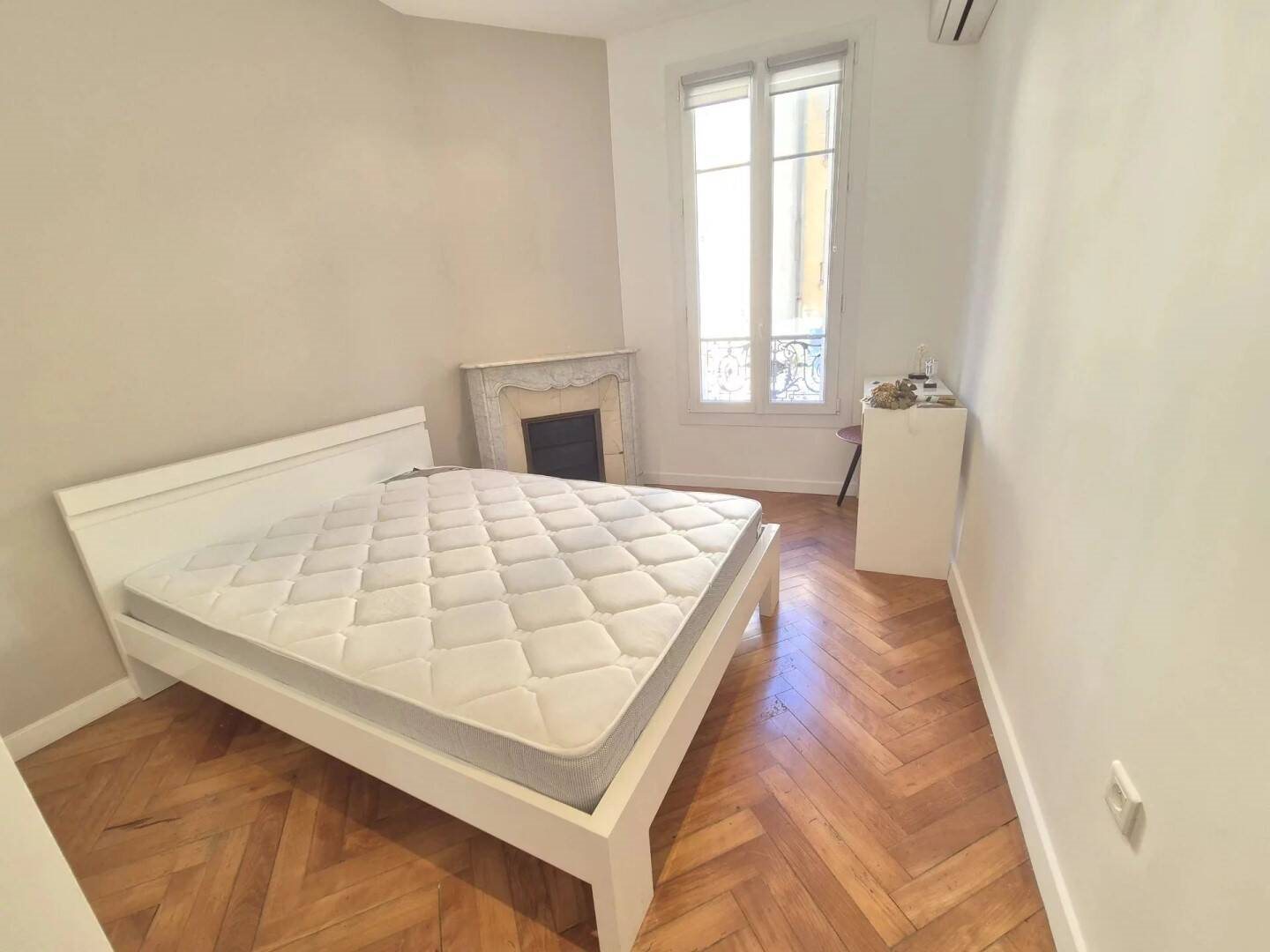 Appartement à louer, 72m², Nice
