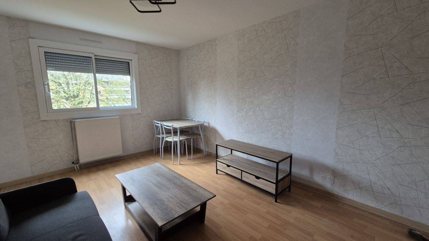 Appartement à louer, 47m², Cusset