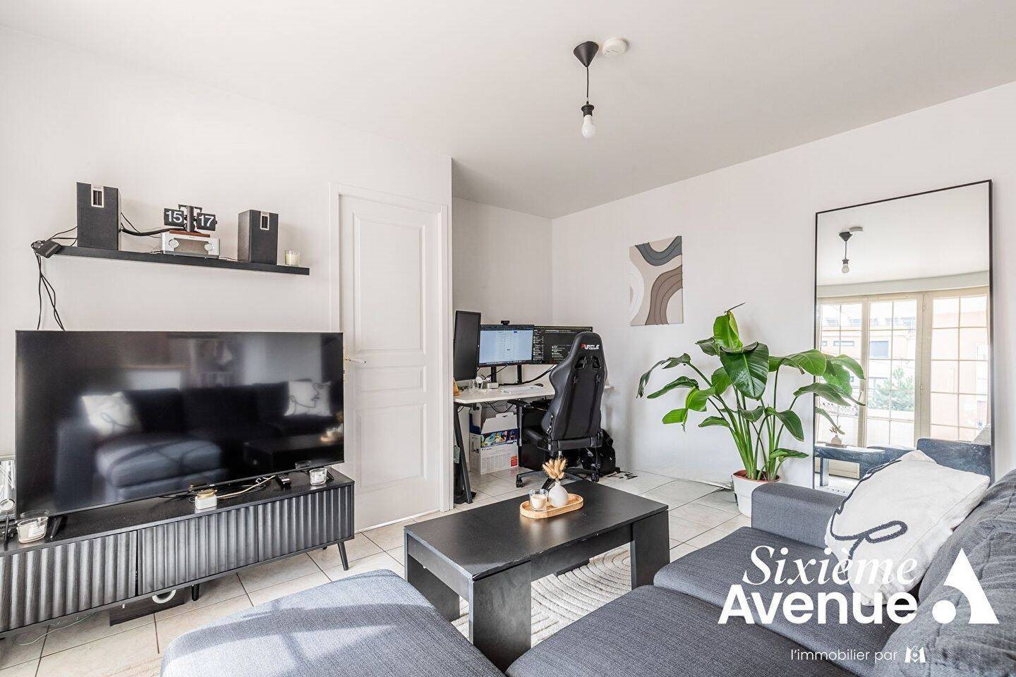 Appartement à vendre, 32m², Paray-Vieille-Poste