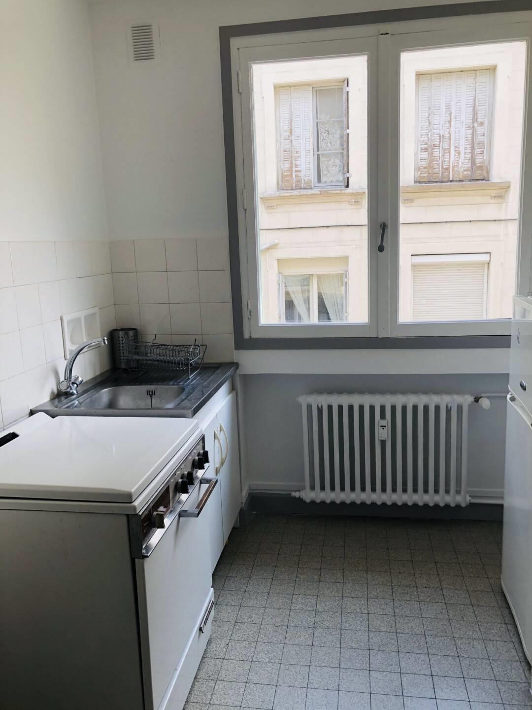 Appartement à louer, 31m², Saint-Etienne