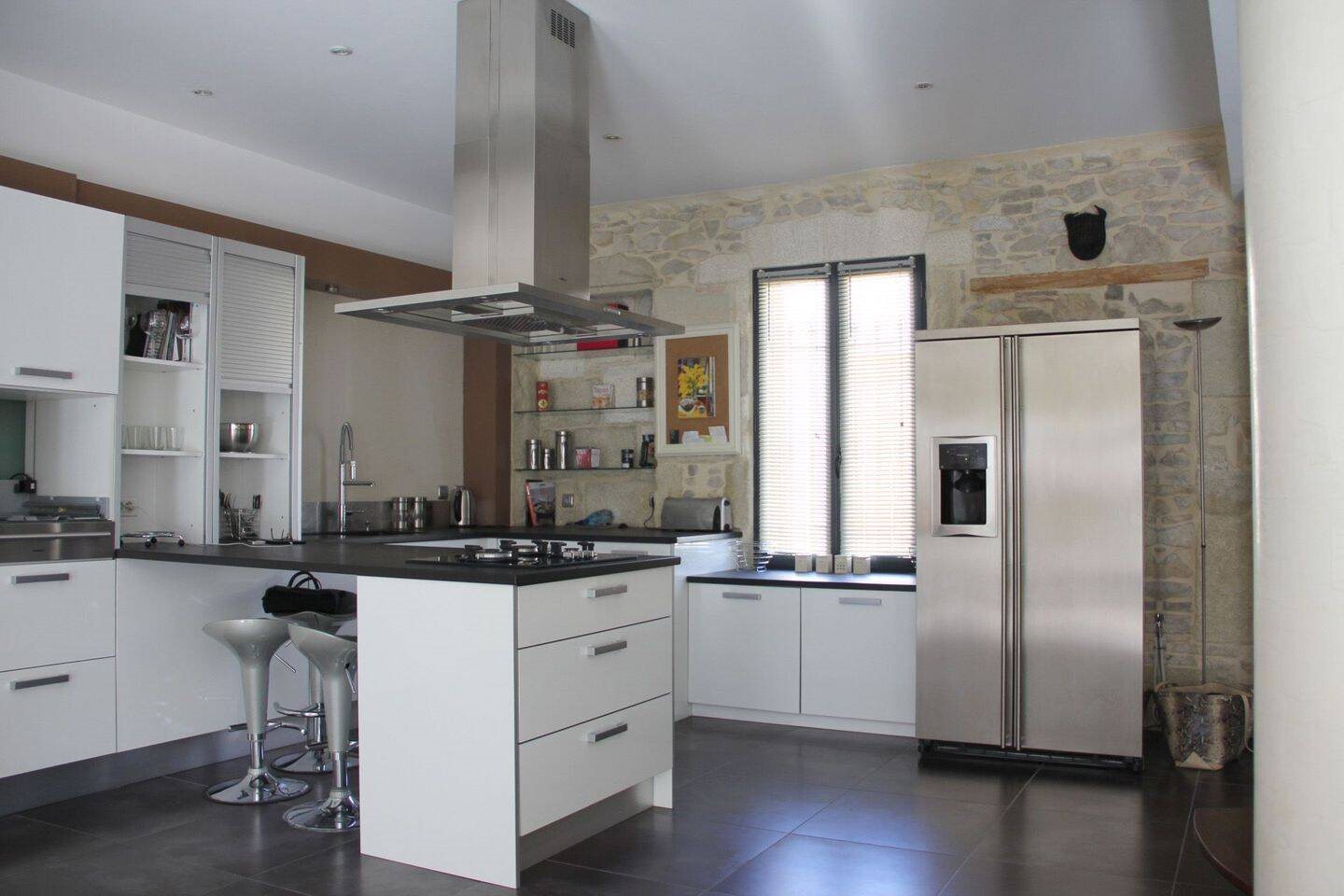 Maison à louer, 220m², Milhaud