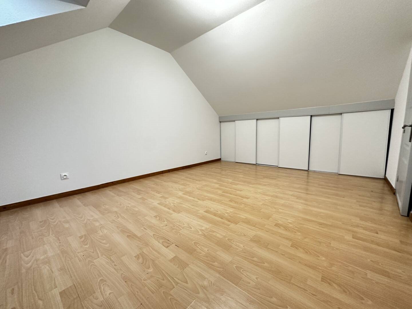 Appartement à louer, 99m², Danjoutin