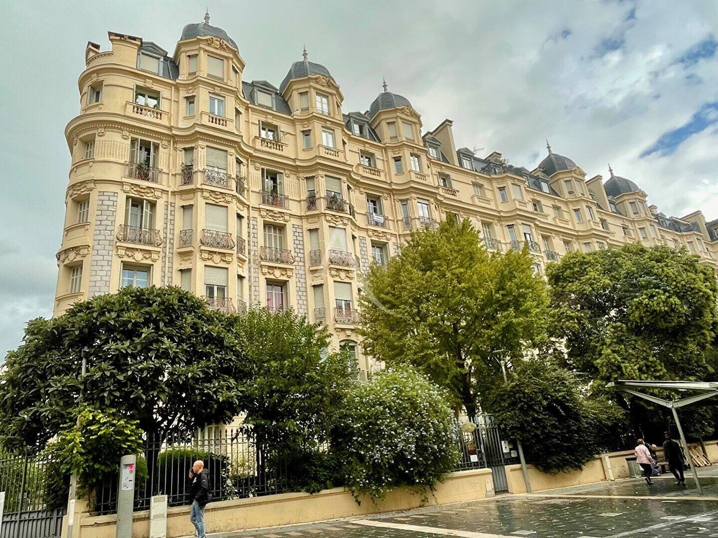 Appartement à louer, 78m², Nice