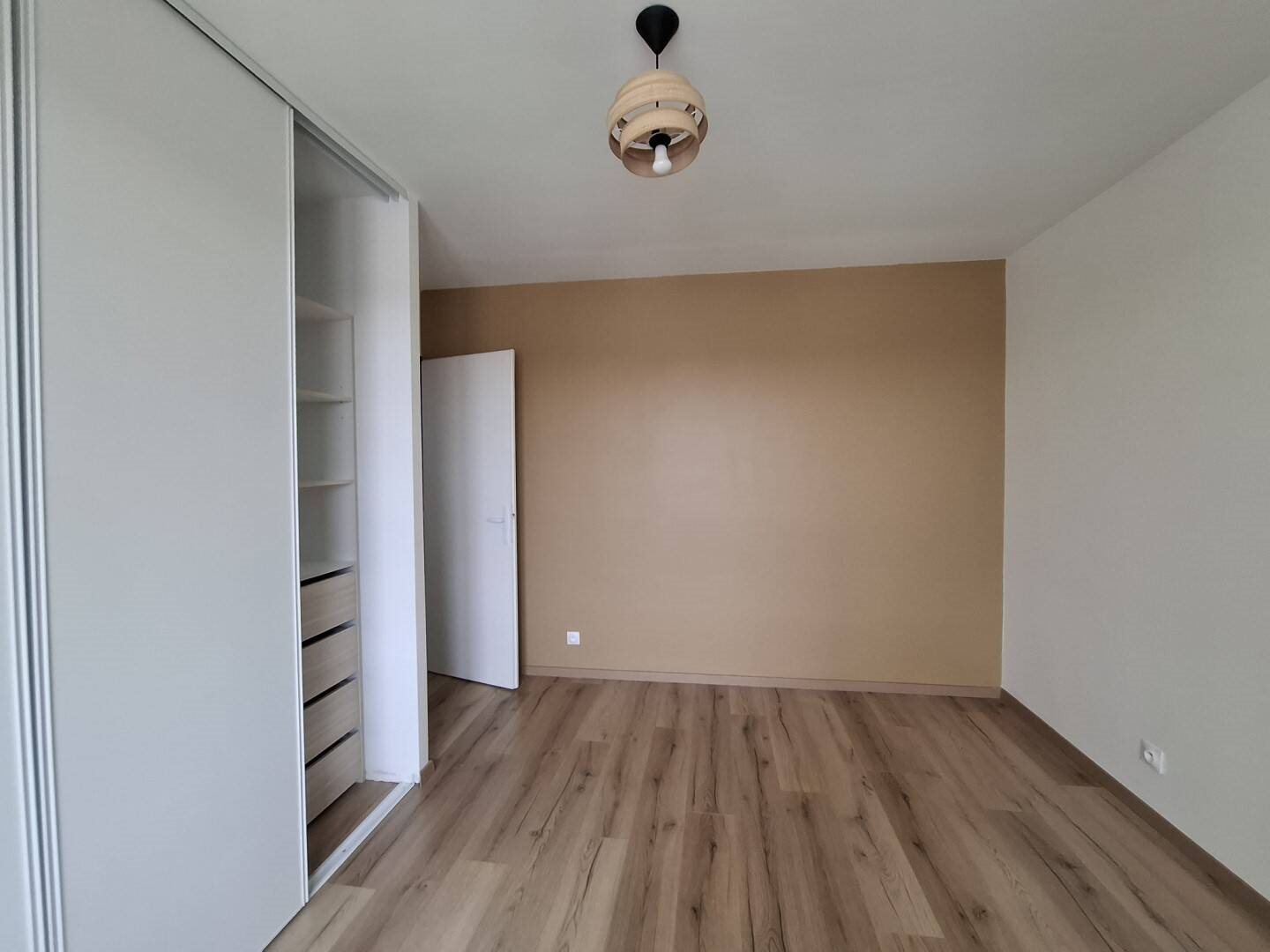 Appartement à louer, 72m², Cusset