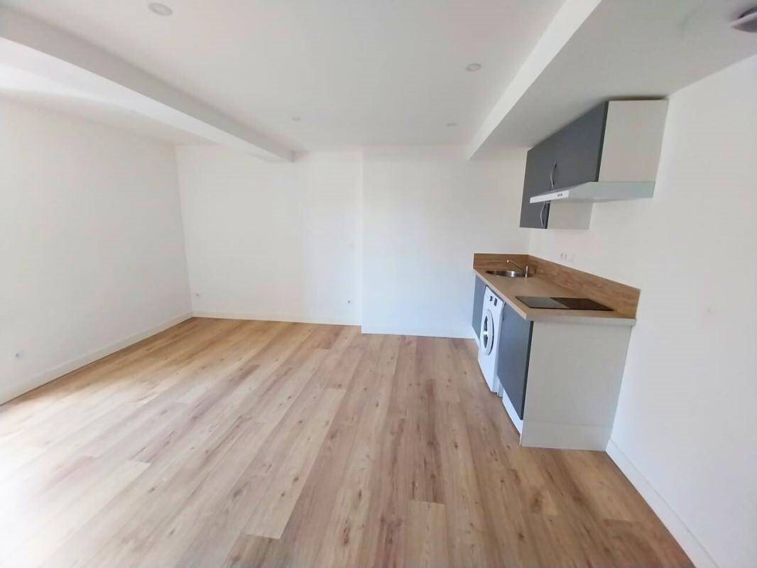Appartement à louer, 26m², Lyon 9ème