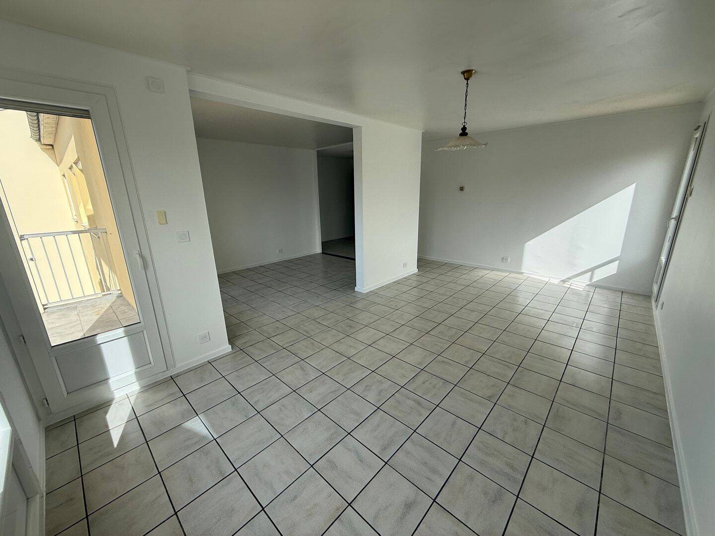 Appartement à louer, 81m², Moirans