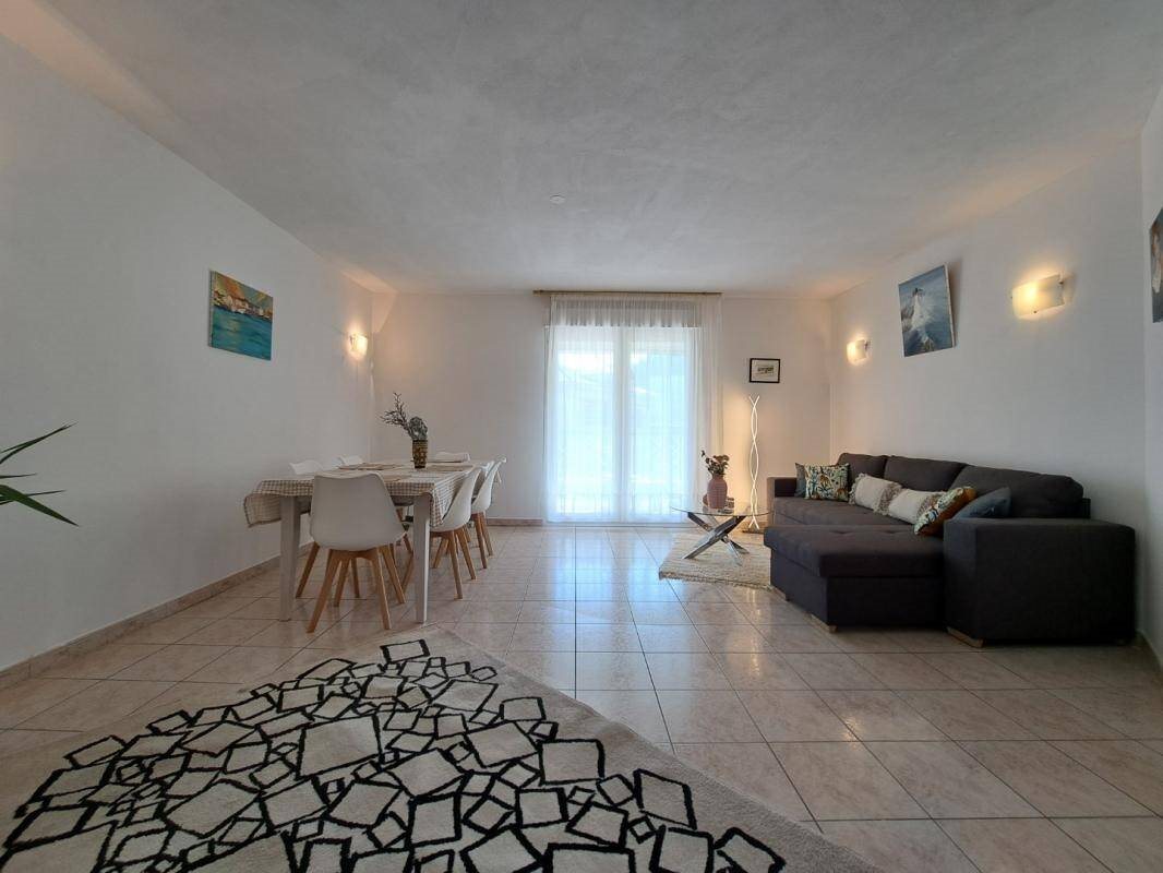 Appartement à louer, 65m², Bastia