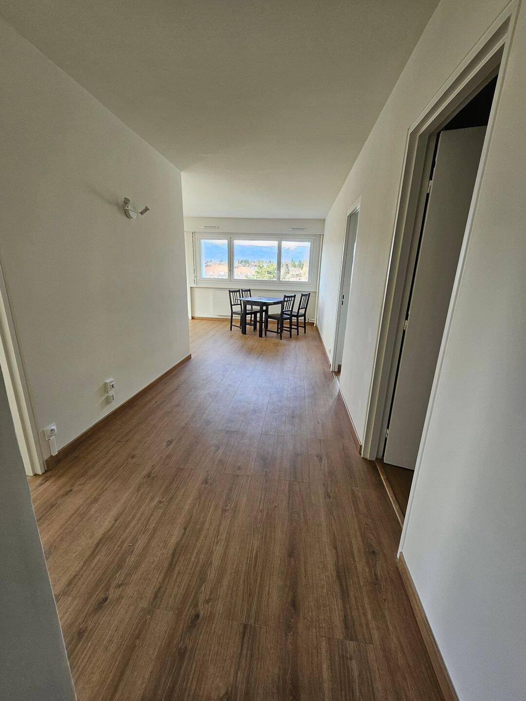 Appartement à louer, 68m², Prévessin-Moëns