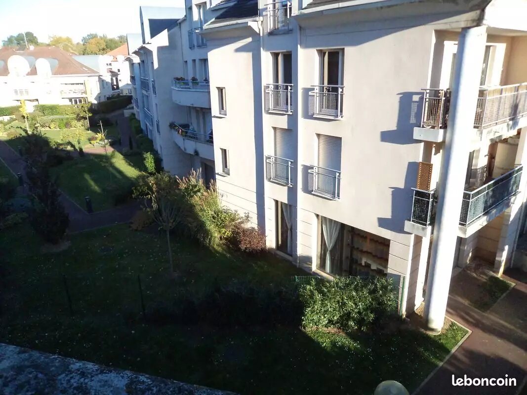 Appartement à louer, 34m², Osny