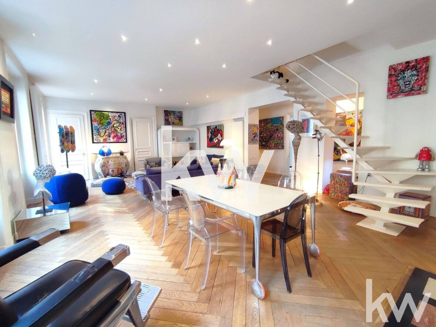 Appartement à vendre, 215m², Saint-Etienne