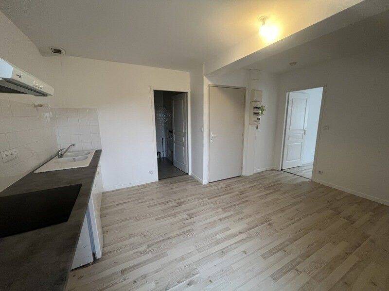 Appartement à louer, 32m², Miramont-de-Guyenne