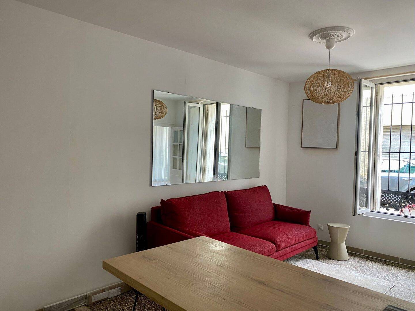 Appartement à louer, 45m², Nîmes