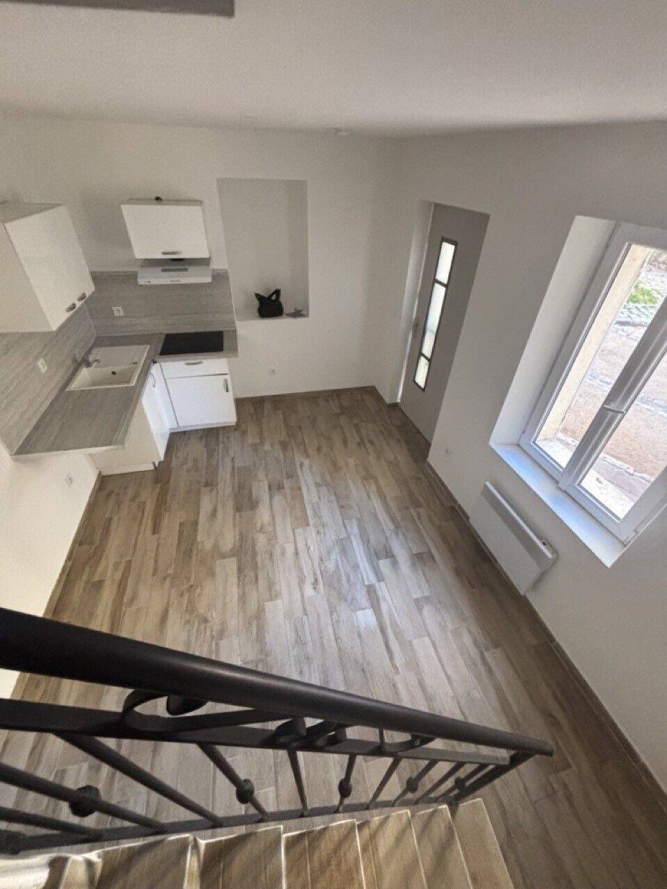 Maison à louer, 29m², Belgentier