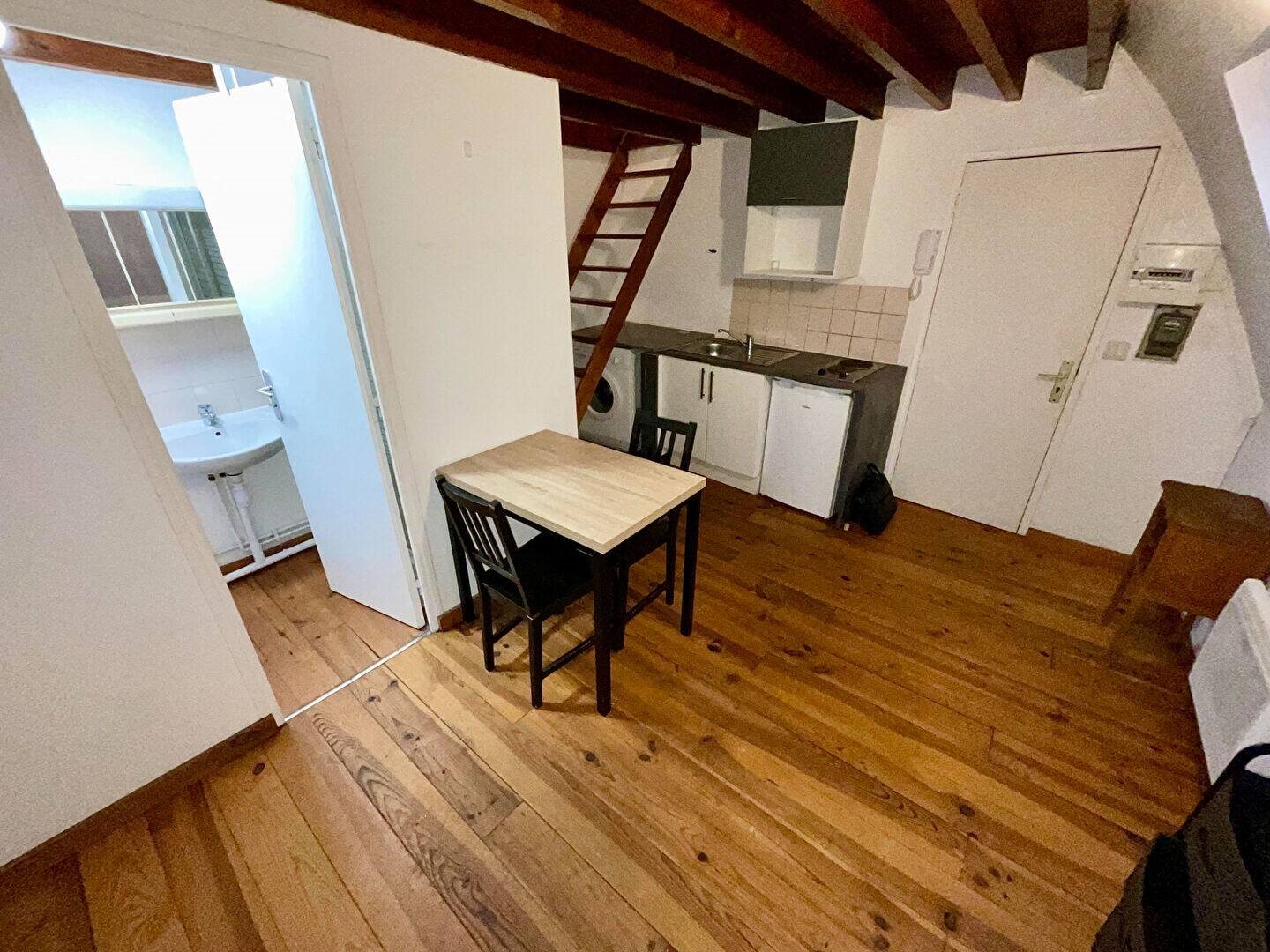 Appartement à louer, 24m², Lille