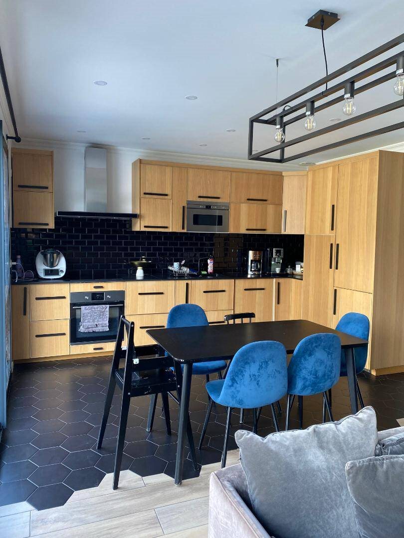 Maison à louer, 220m², Beauchamp