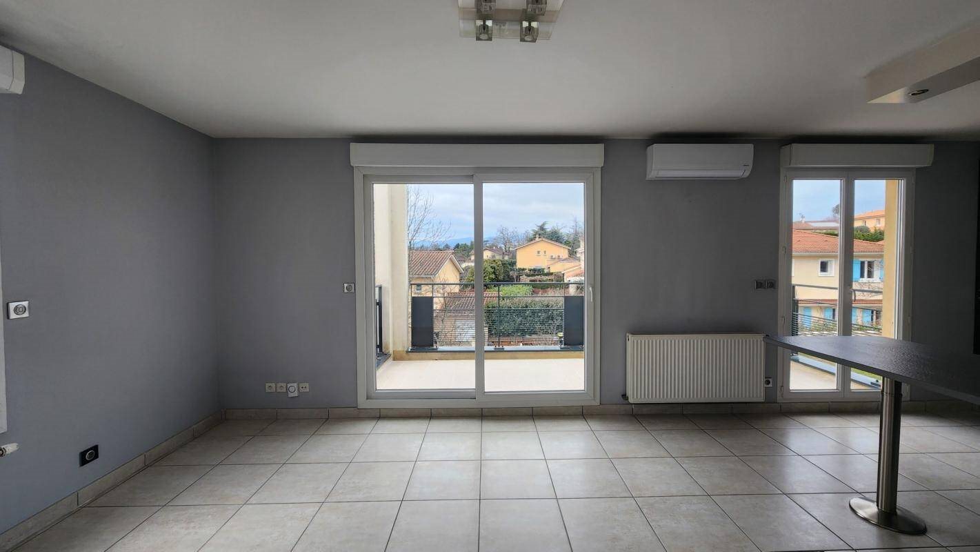 Appartement à louer, 66m², Craponne