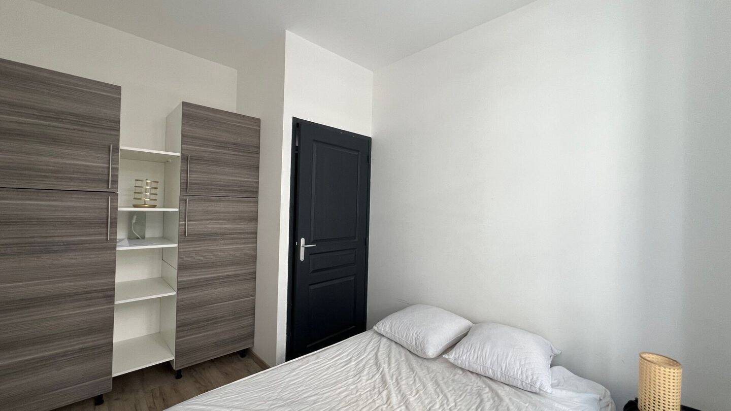 Appartement à louer, 29m², Saint-Etienne