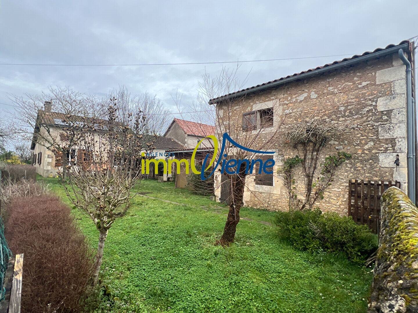 Maison à vendre, 102m², Valdivienne