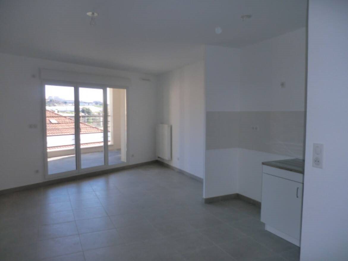 Appartement à louer, 48m², Marseille 16ème