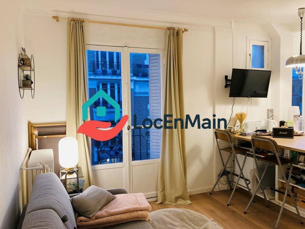 Appartement à louer, 24m², Paris 18ème