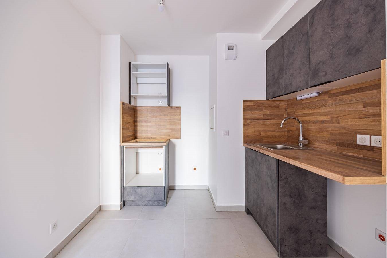 Appartement à louer, 75m², Paris 20ème