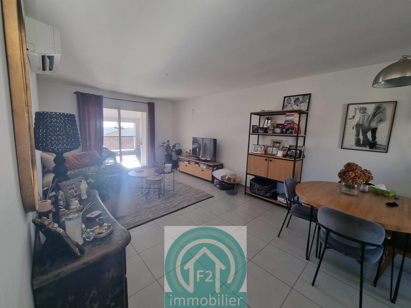 Appartement à louer, 65m², Ghisonaccia