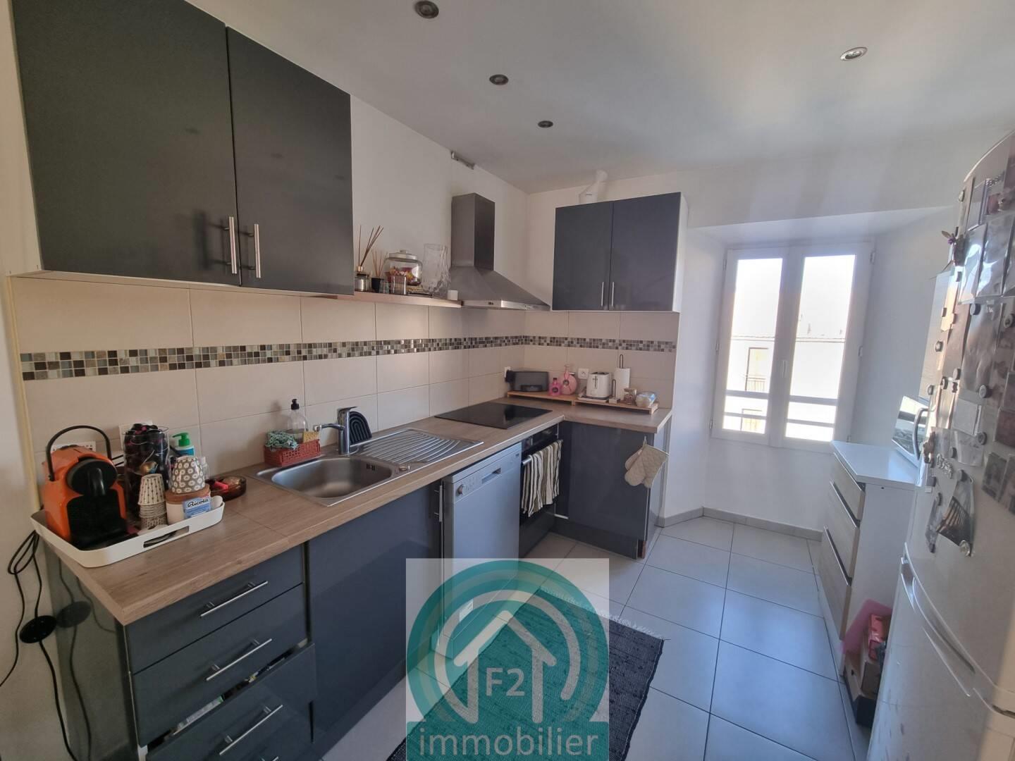 Appartement à louer, 65m², Ghisonaccia