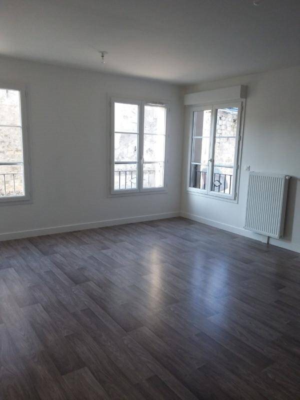 Appartement à louer, 47m², Mours