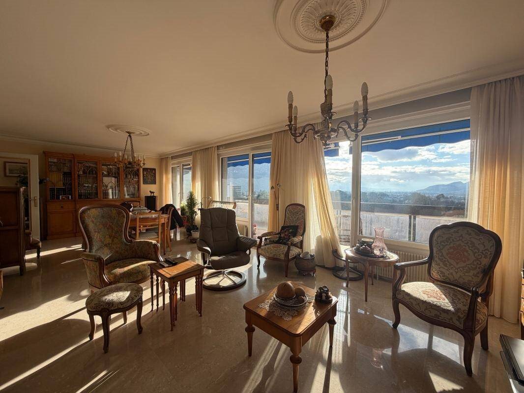 Appartement à vendre, 138m², Saint-Egrève