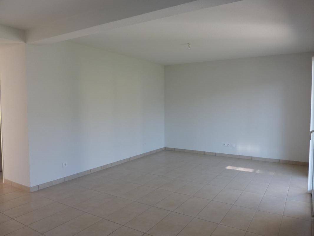 Appartement à louer, 66m², La Croix-de-la-Rochette