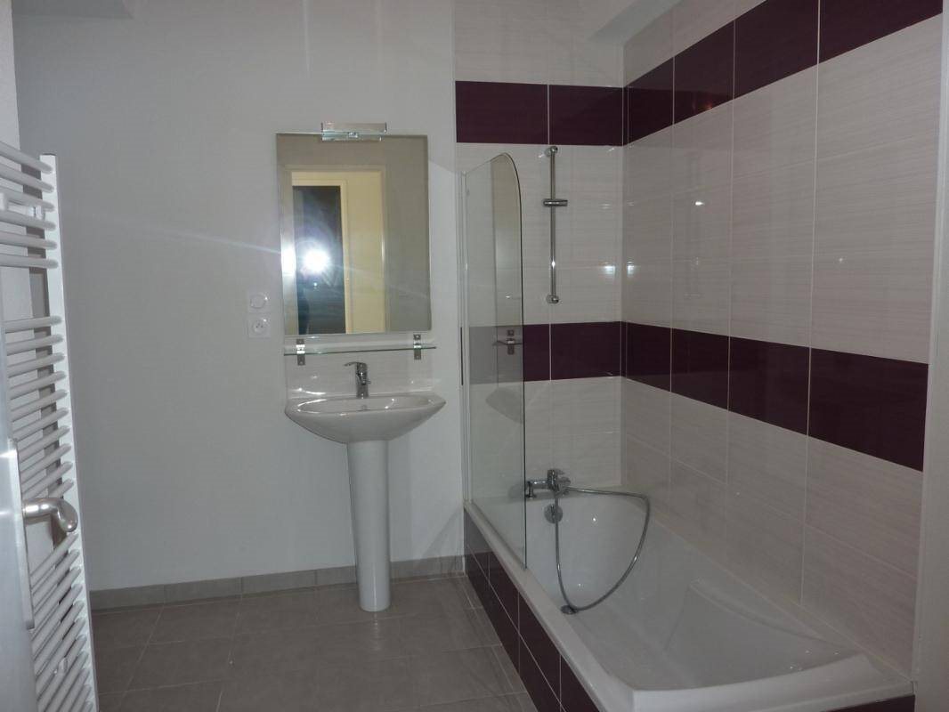 Appartement à louer, 66m², La Croix-de-la-Rochette