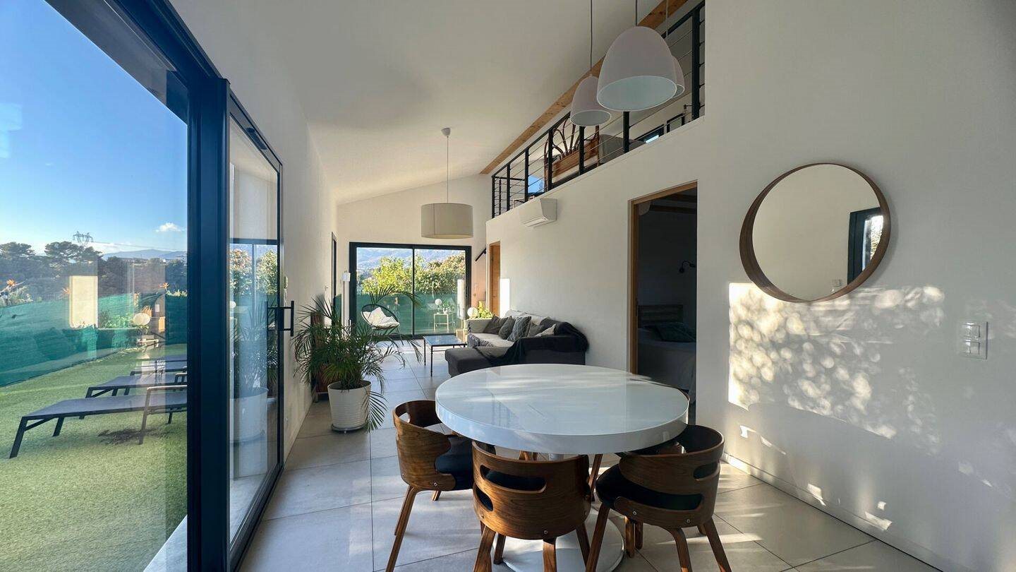 Maison à louer, 70m², Saint-Laurent-du-Var