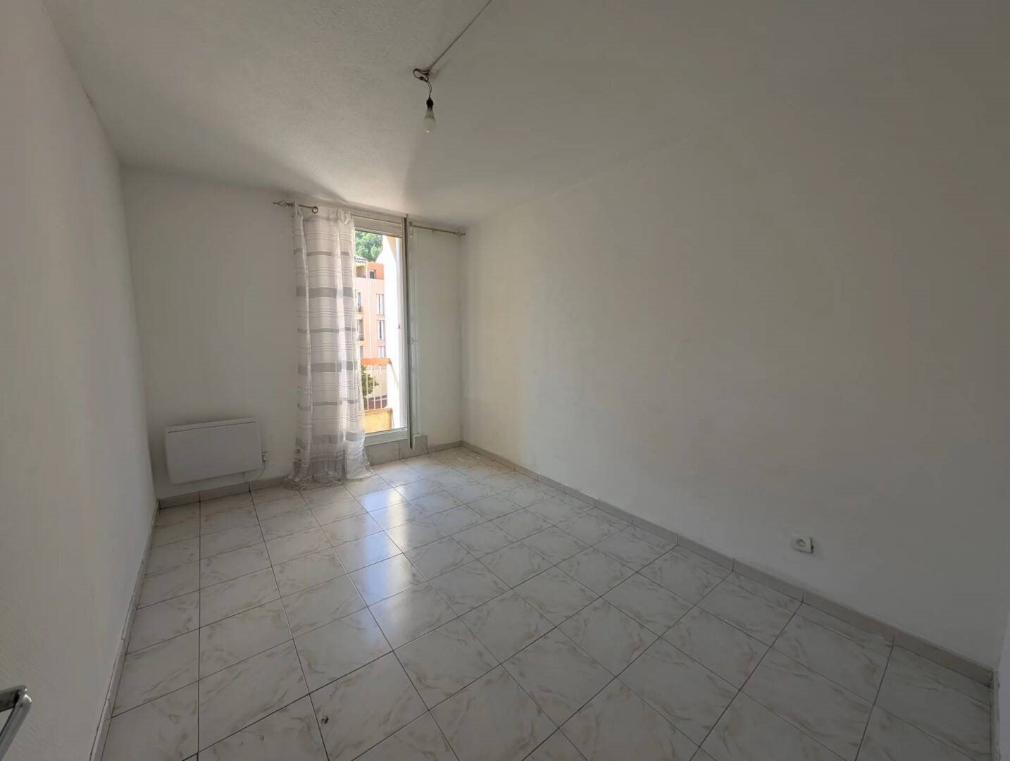 Appartement à louer, 68m², Drap