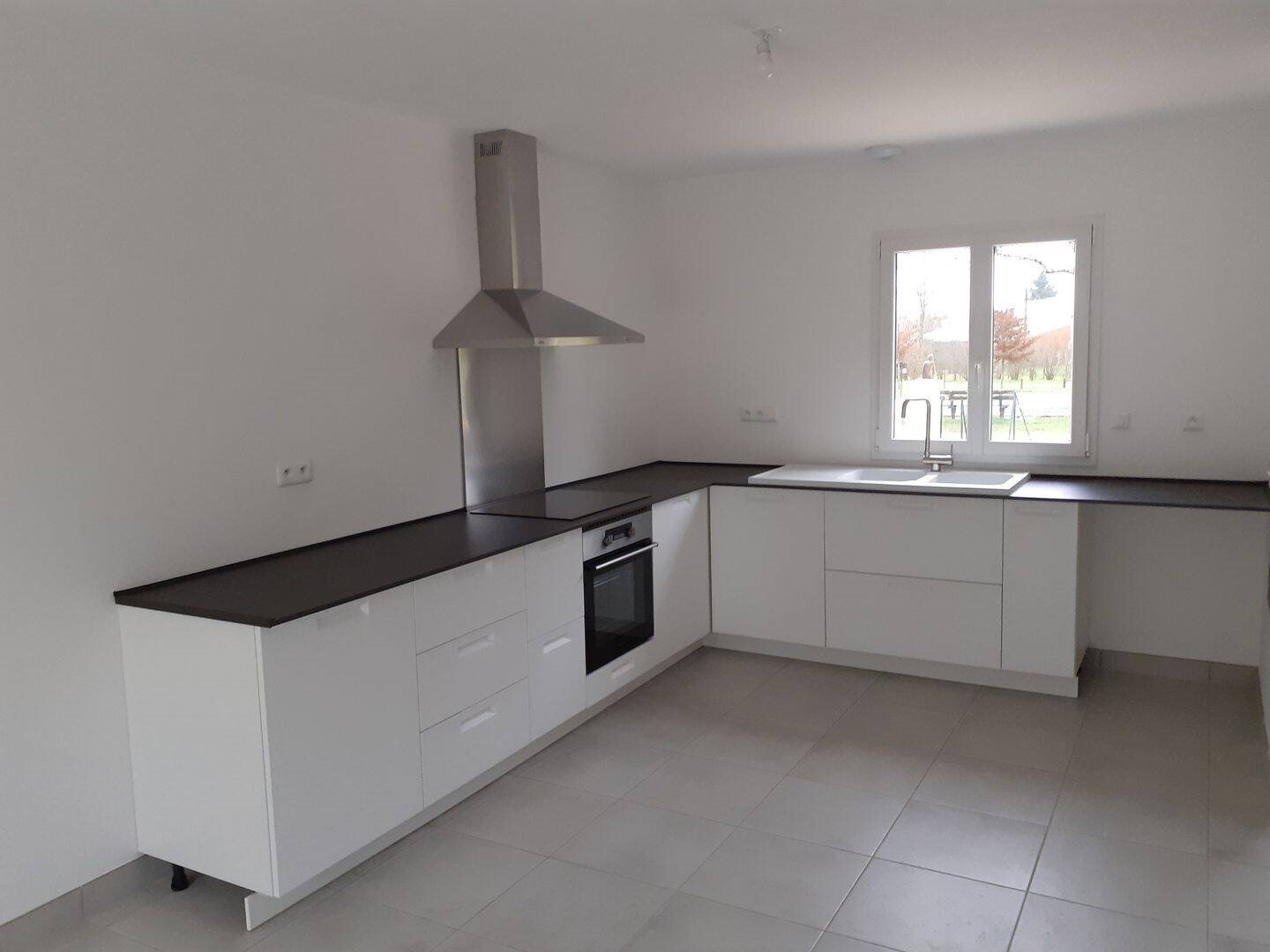 Maison à louer, 98m², Saint-Sornin