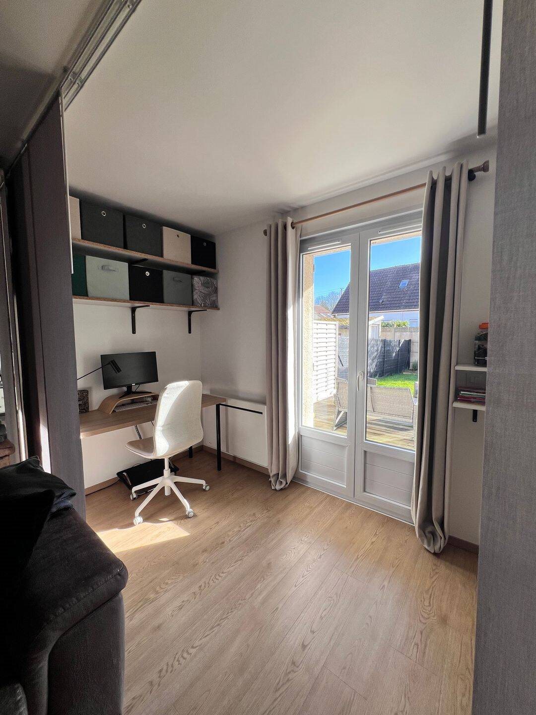 Appartement à vendre, 32m², Quincy-Voisins