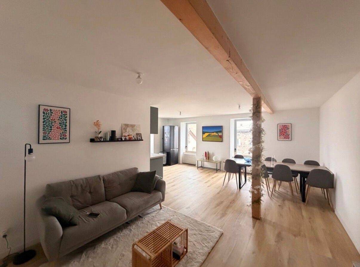 Appartement à vendre, 73m², Alboussière