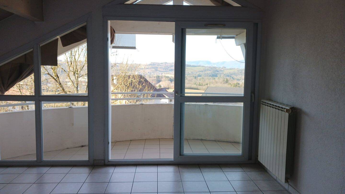 Appartement à louer, 49m², Viuz-en-Sallaz