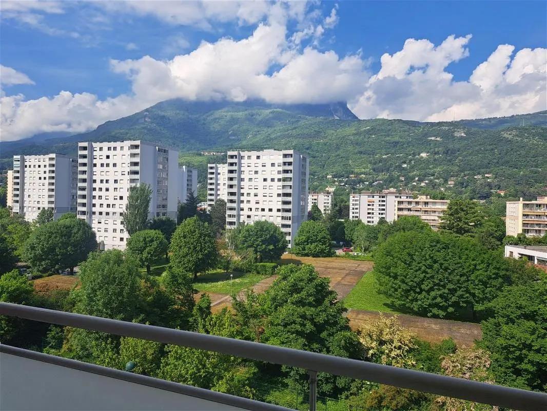 Appartement à louer, 68m², Seyssins