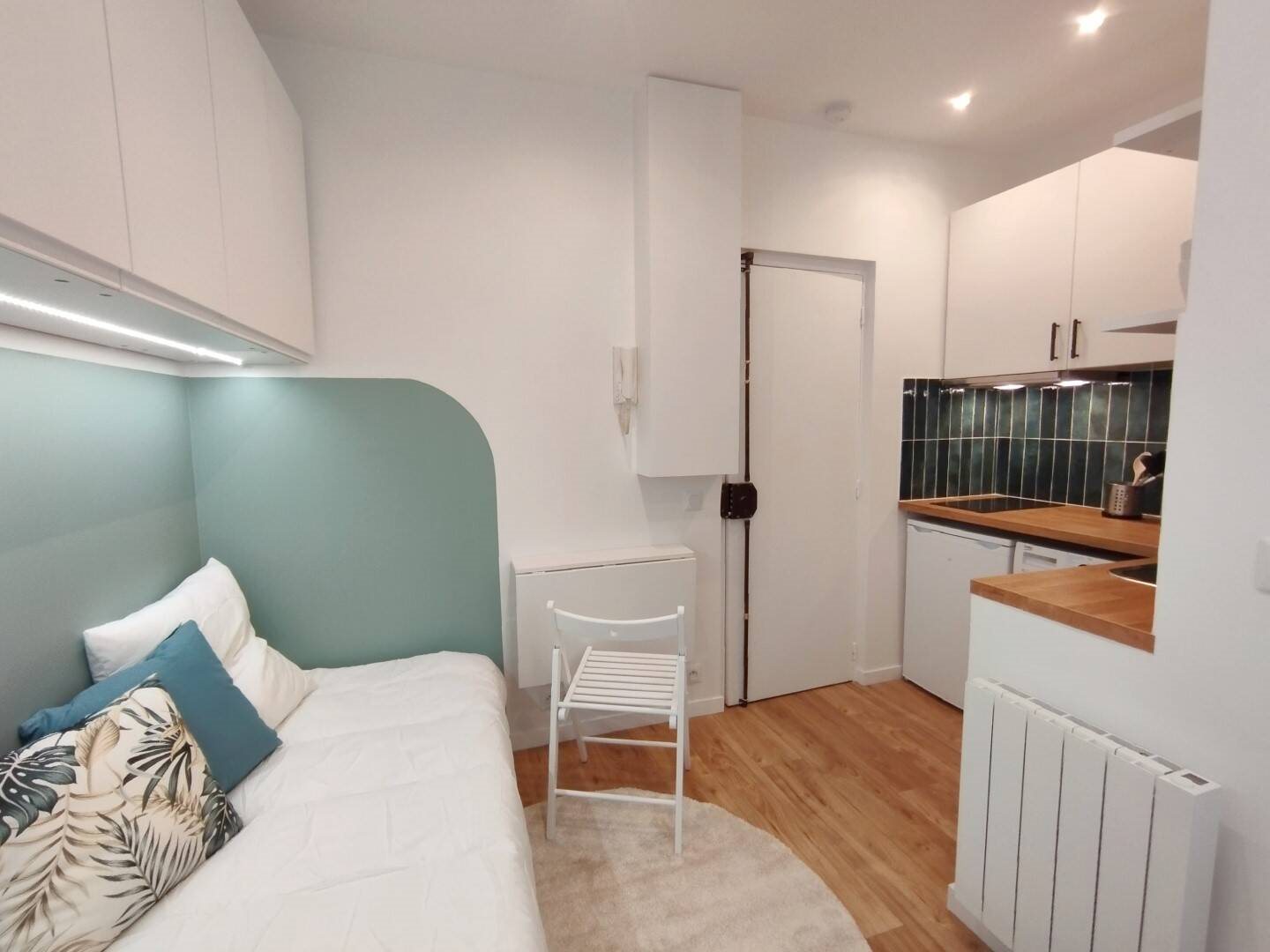 Appartement à louer, 9m², Paris 18ème
