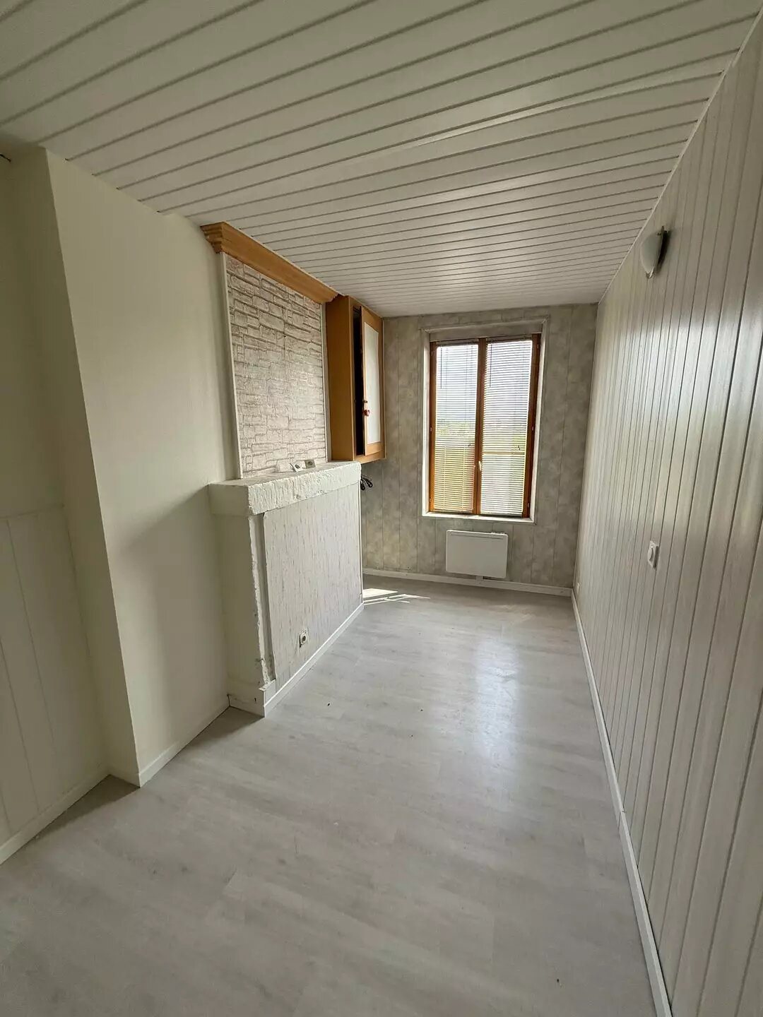 Maison à louer, 110m², Les Roches-l'Evêque