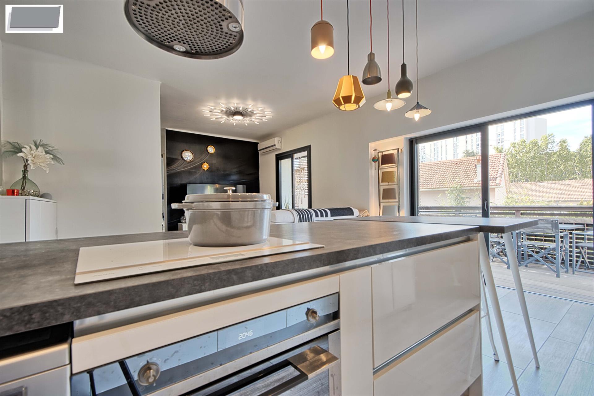 Appartement à vendre, 78m², Toulon