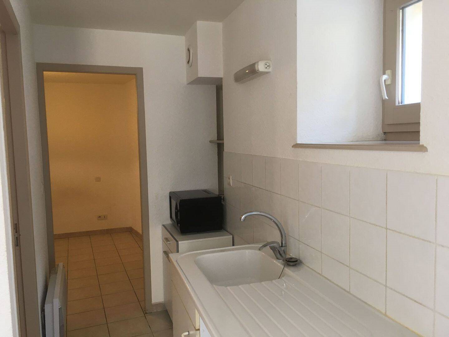 Appartement à louer, 25m², Saint-Paul-Trois-Châteaux