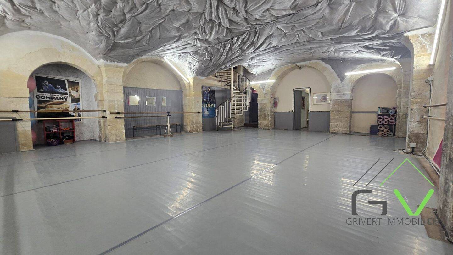 Appartement à vendre, 322m², Nîmes