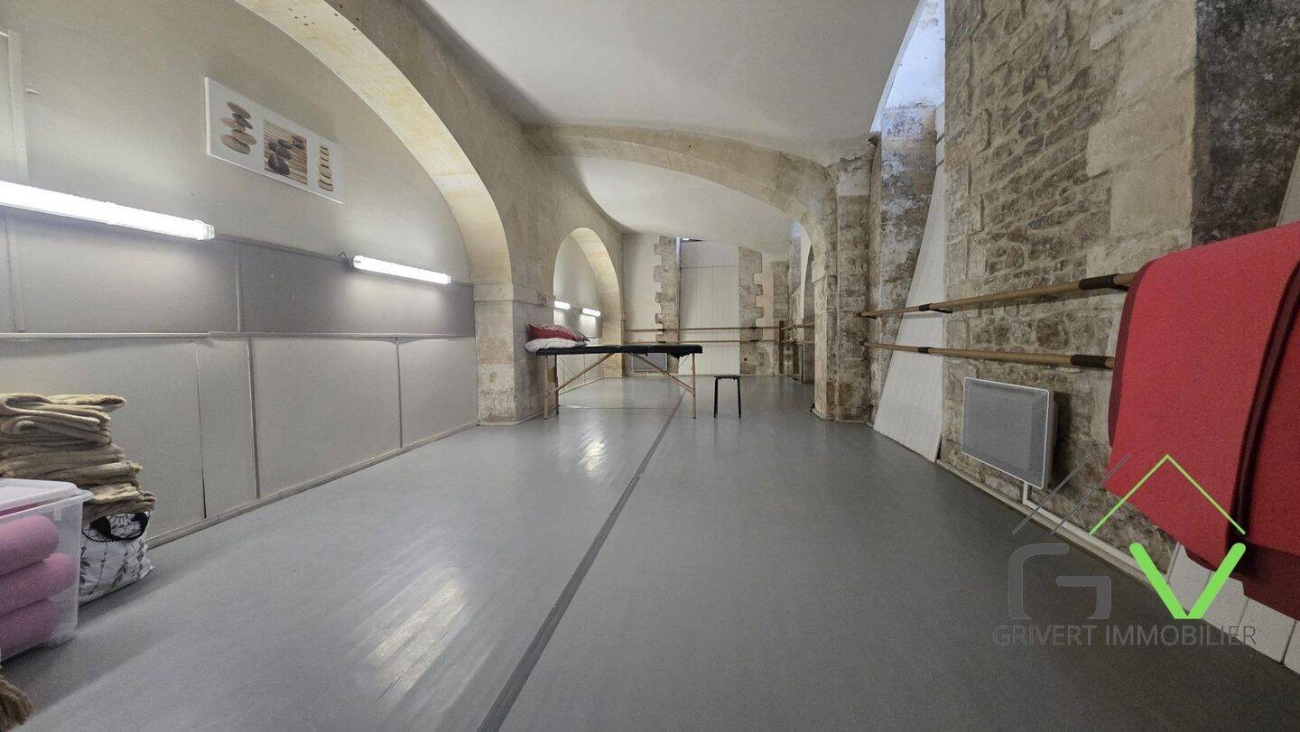 Appartement à vendre, 322m², Nîmes