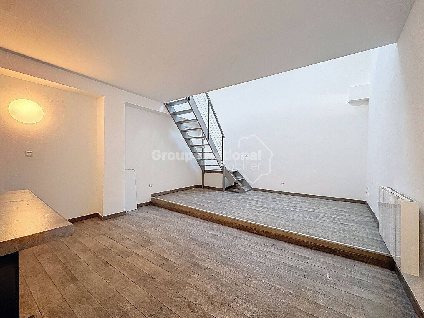 Appartement à louer, 42m², Valréas