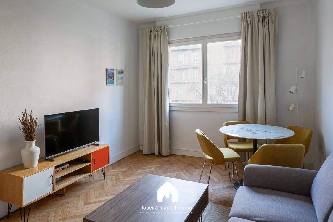 Appartement à louer, 44m², Marseille 5ème