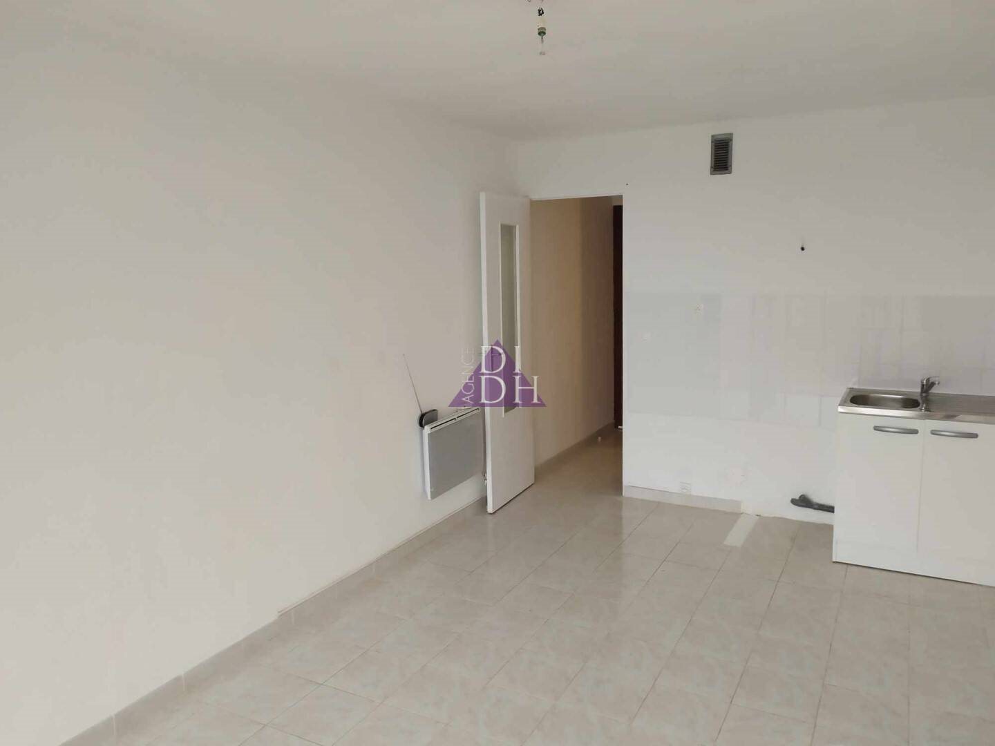 Appartement à louer, 22m², Le Lavandou