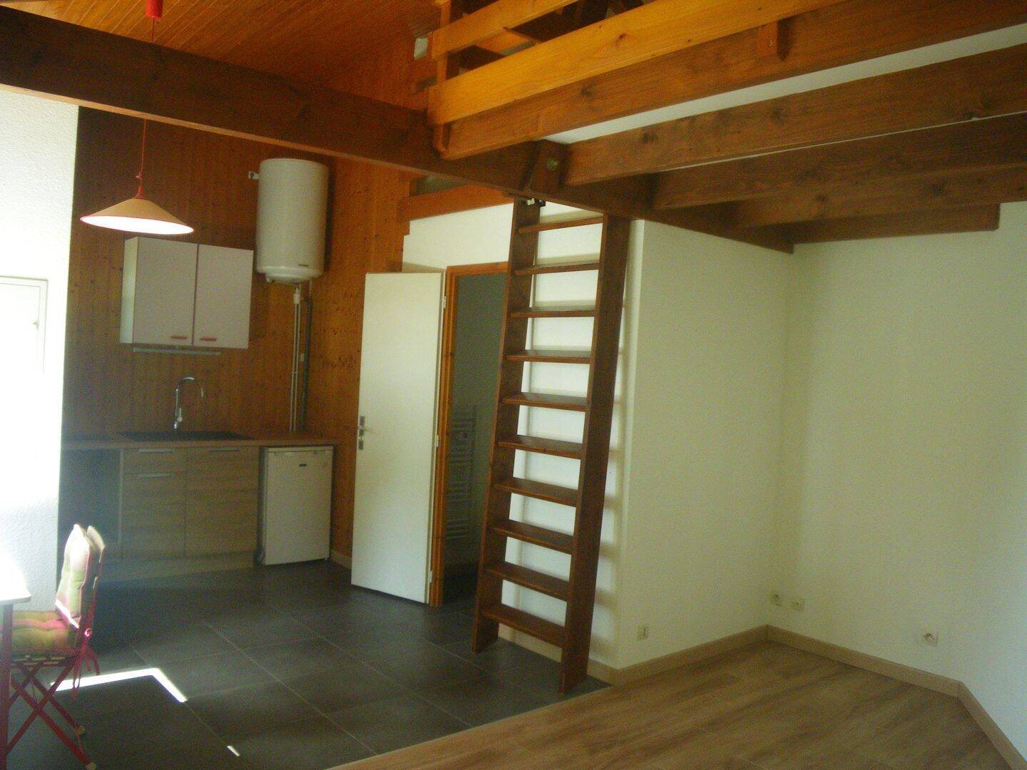 Appartement à louer, 24m², Corenc