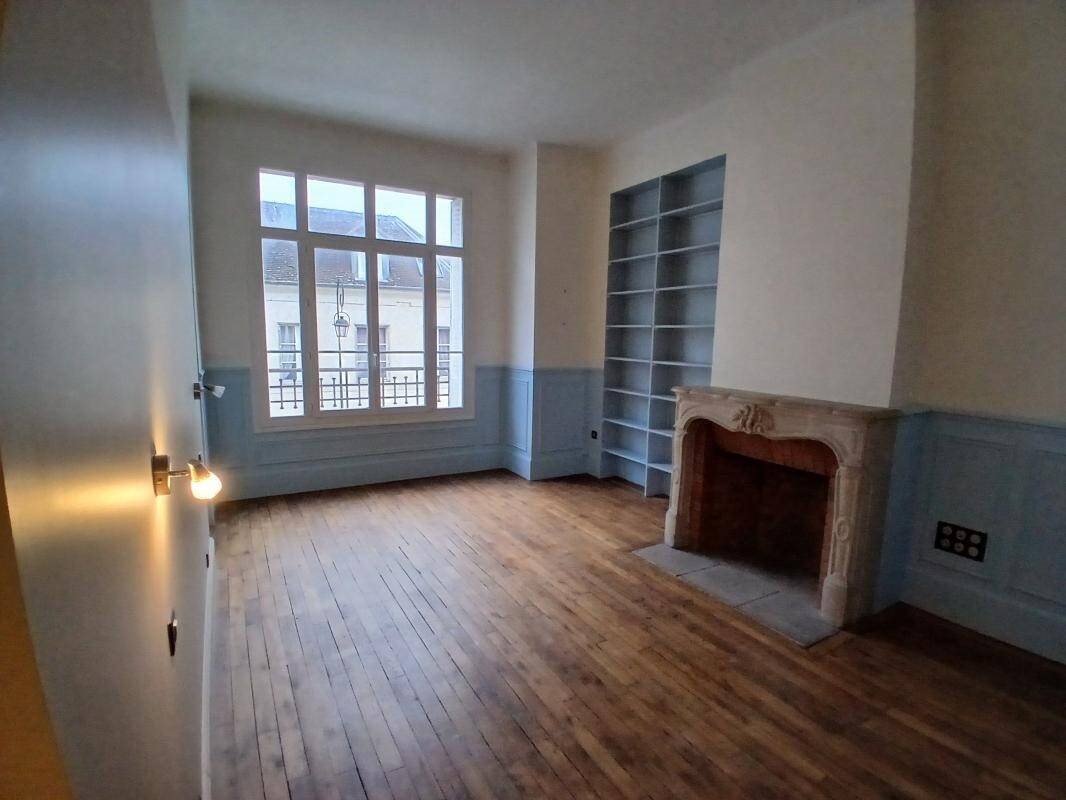 Appartement à louer, 122m², Compiègne